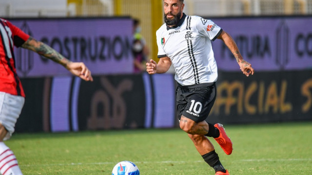 Photo LiveMedia/Cucco Ricucchi
La Spezia, Italy, September 25, 2021, Italian football Serie A match
Spezia Calcio vs AC Milan
Image shows:
Daniele Verde (Spezia)
LiveMedia - World Copyright